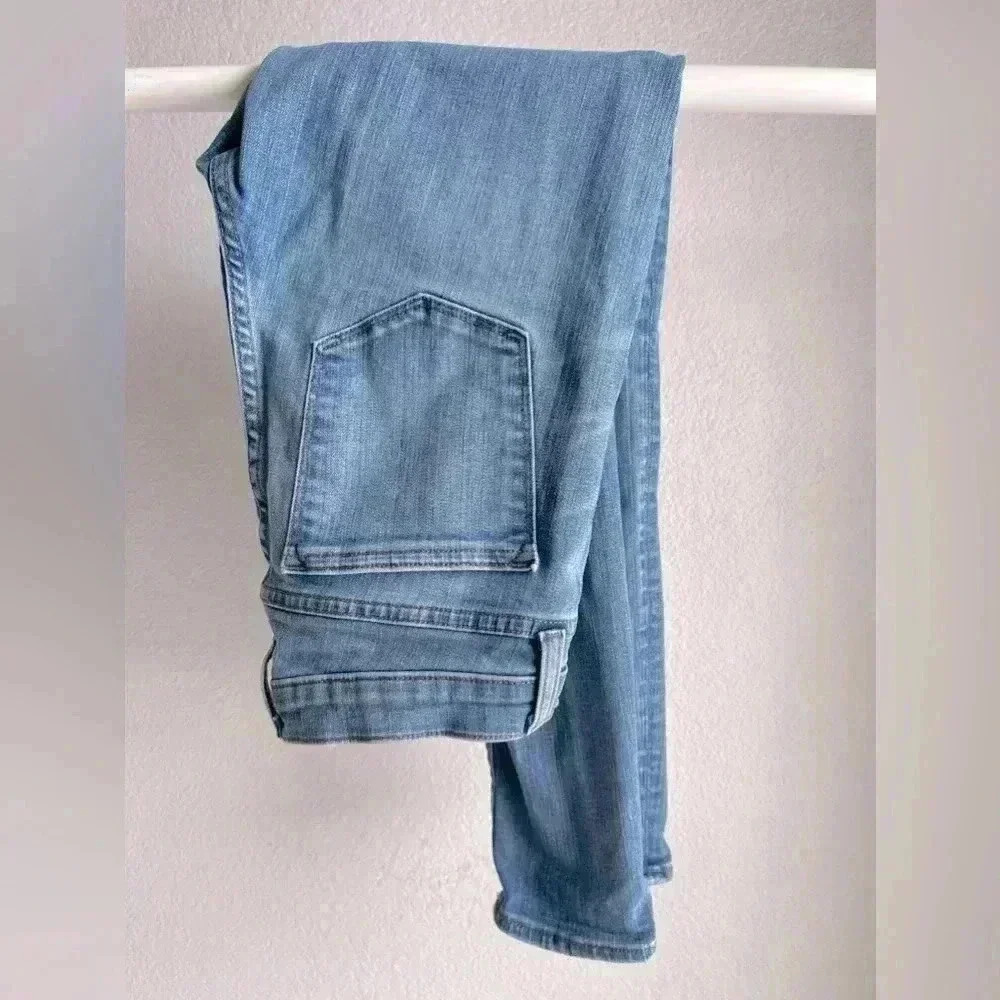 J. Crew High Rise Skinny Jean Medium Wash - Picture 4 of 7